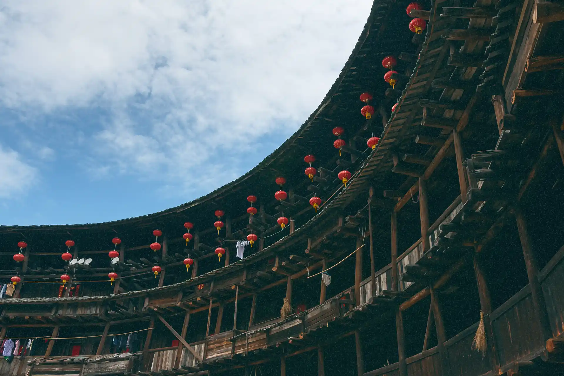 Luis Gómez - Documentary Photographer - Hakka round building, from my collection "The Guest Families"